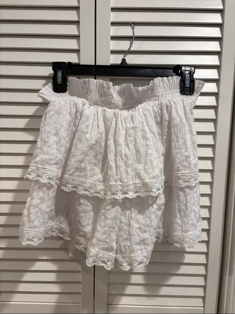 Altar'd State ruffled lace mini skort